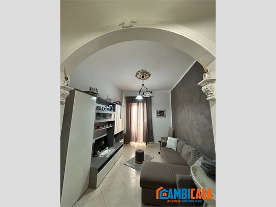Quadrilocale in Vendita a Palermo, 110'000&euro;, 90 m²