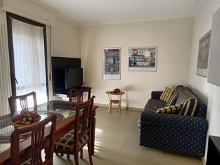 Trilocale in Affitto a Viareggio, 4'500&euro;, 100 m², arredato
