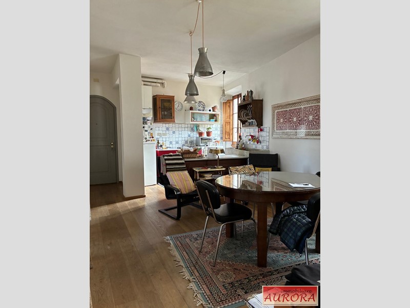 Quadrilocale in Vendita a Poggibonsi, 155'000&euro;, 102 m²