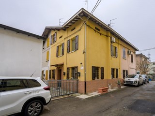 Appartamento in Vendita a Reggio Emilia, zona San Prospero Strinati, 160'000&euro;, 100 m², arredato, con Box