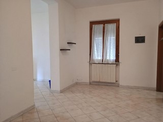 Appartamento in Vendita a Peccioli, 85'000&euro;, 90 m²