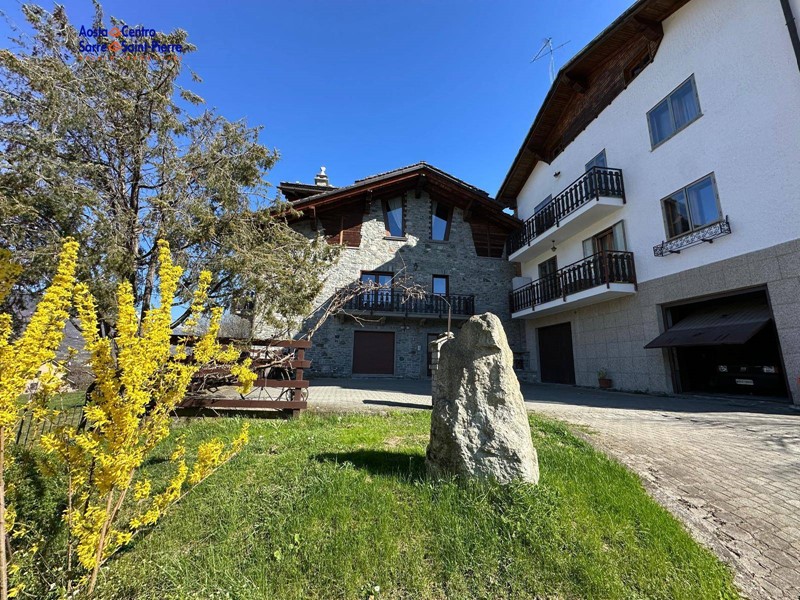 Bilocale in Affitto a Fènis, 650&euro;, 55 m²