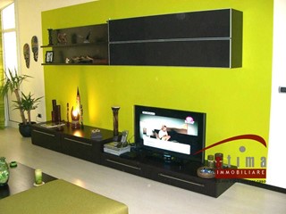 Quadrilocale in Vendita a Siracusa, 88'000&euro;, 90 m²