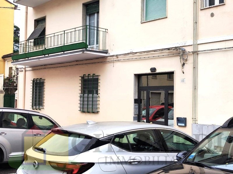 Quadrilocale in Vendita a Ferrara, 160'000&euro;, 95 m²