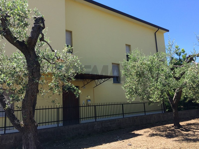 Appartamento in Vendita a Lanciano, 100'000&euro;, 141 m²