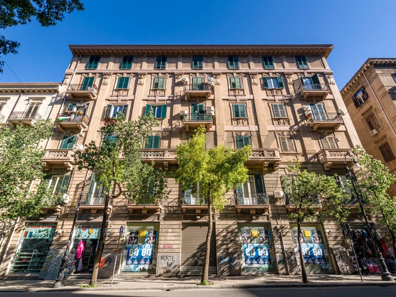 Appartamento in Vendita a Palermo, 420'000&euro;, 127 m²