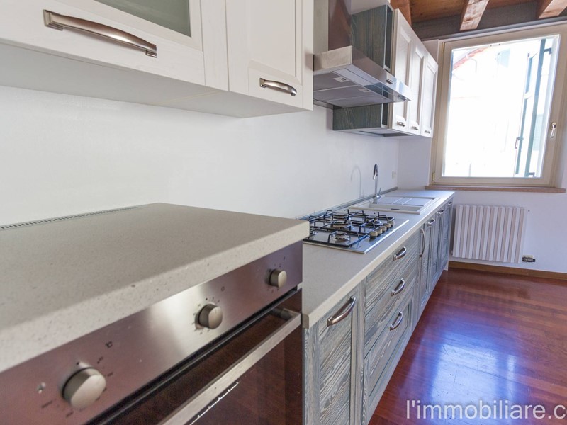 Quadrilocale in Affitto a Verona, 1'100&euro;, 103 m²