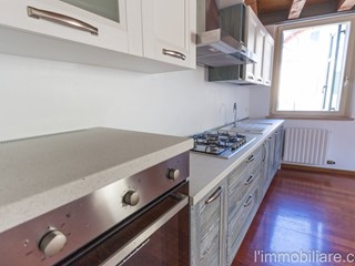 Quadrilocale in Affitto a Verona, 1'100&euro;, 103 m²