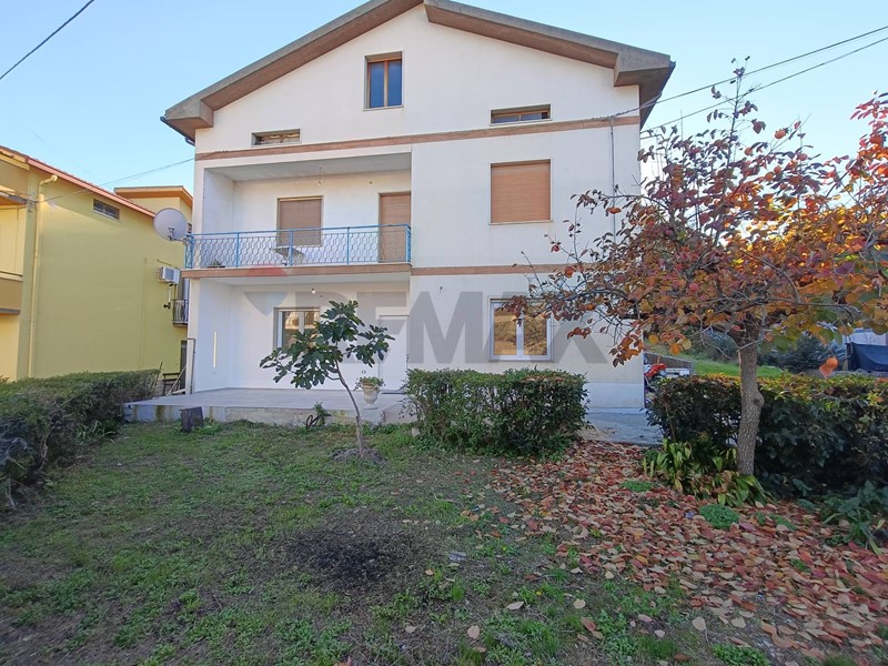 Appartamento in Vendita a Atessa, 159'000&euro;, 171 m²