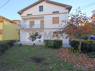 Appartamento in Vendita a Atessa, 159'000&euro;, 171 m²