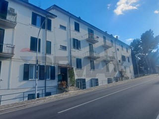 Quadrilocale in Vendita a Casoli, 48'000&euro;, 90 m²