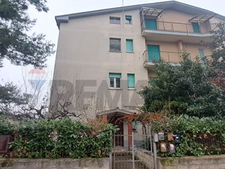 Quadrilocale in Vendita a Lanciano, 45'000&euro;, 94 m²