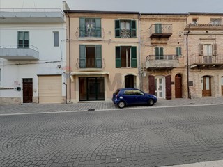 Casa Indipendente in Vendita a Paglieta, 198'000&euro;, 183 m²