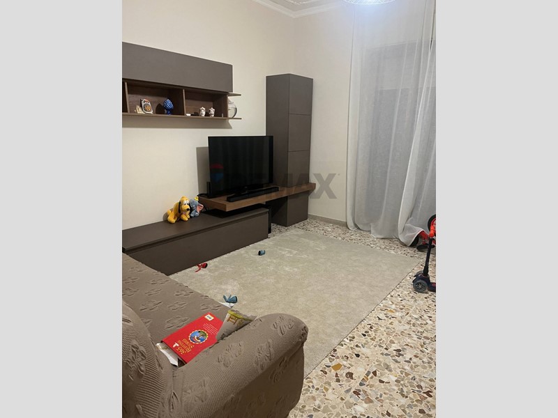 Quadrilocale in Affitto a Catania, 900&euro;, 115 m²