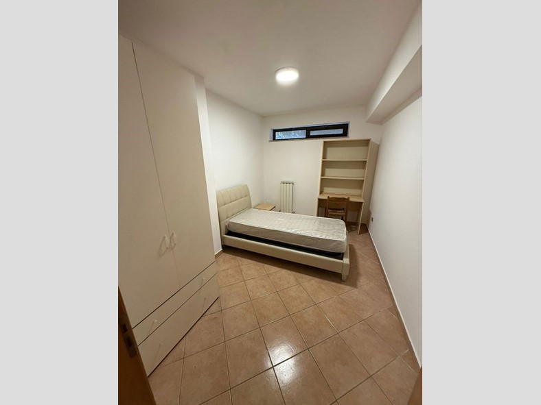 Trilocale in Affitto a Rende, 600&euro;, 90 m², arredato