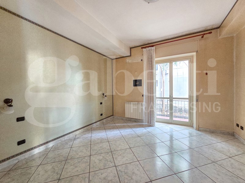 Quadrilocale in Vendita a Messina, 195'000&euro;, 140 m²