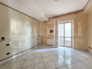 Quadrilocale in Vendita a Messina, 195'000&euro;, 140 m²