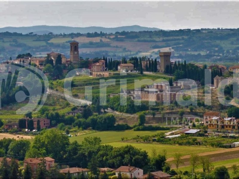 Appartamento in Vendita a Torgiano, 147'000&euro;, 100 m², con Box