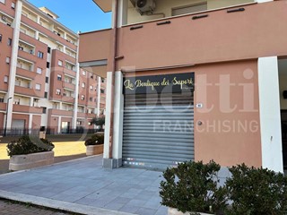 Appartamento in Affitto a Aprilia, 700&euro;, 70 m²