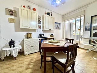 Trilocale in Vendita a Palermo, 85'000&euro;, 110 m²