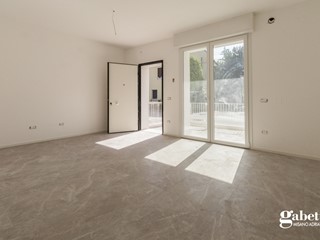 Trilocale in Vendita a Gabicce Mare, 290'000&euro;, 89 m², con Box