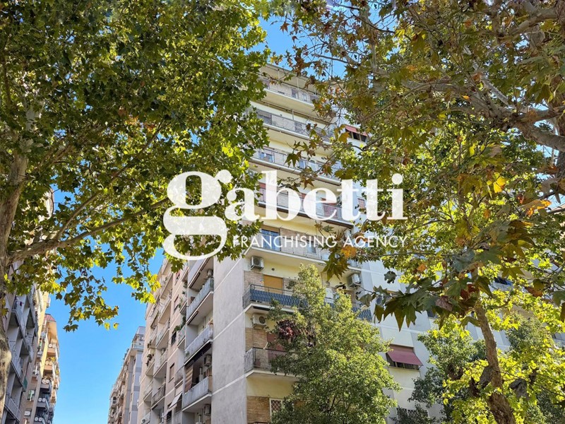 Quadrilocale in Vendita a Roma, 329'000&euro;, 87 m²