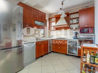 Trilocale in Vendita a Mugnano di Napoli, 210'000&euro;, 75 m², con Box