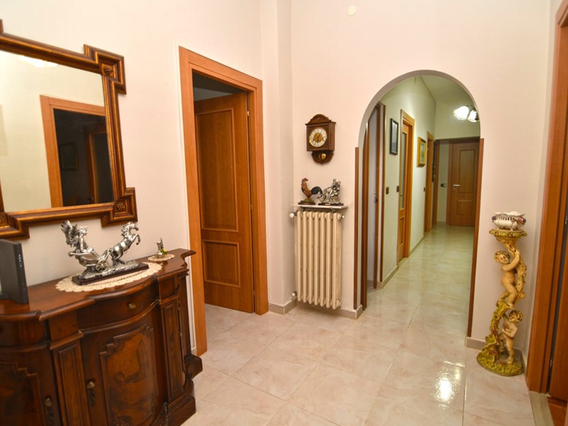 Appartamento in Vendita a Torino, zona Falchera, 125'000&euro;, 120 m²