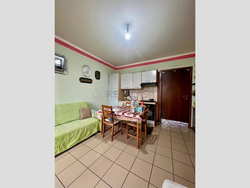 Bilocale in Vendita a Montecchio Maggiore, 88'000&euro;, 54 m², con Box