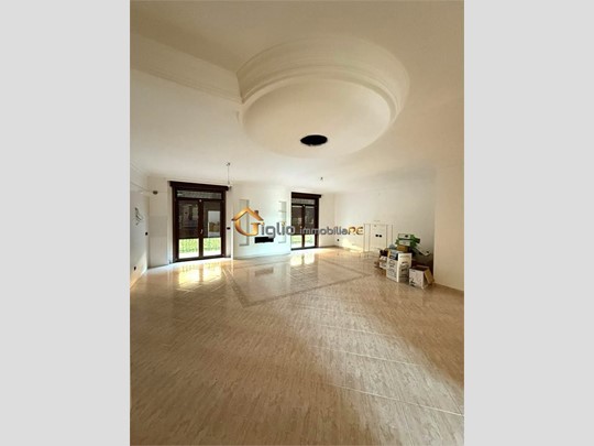 Trilocale in Vendita a Casoria, 320'000&euro;, 175 m²