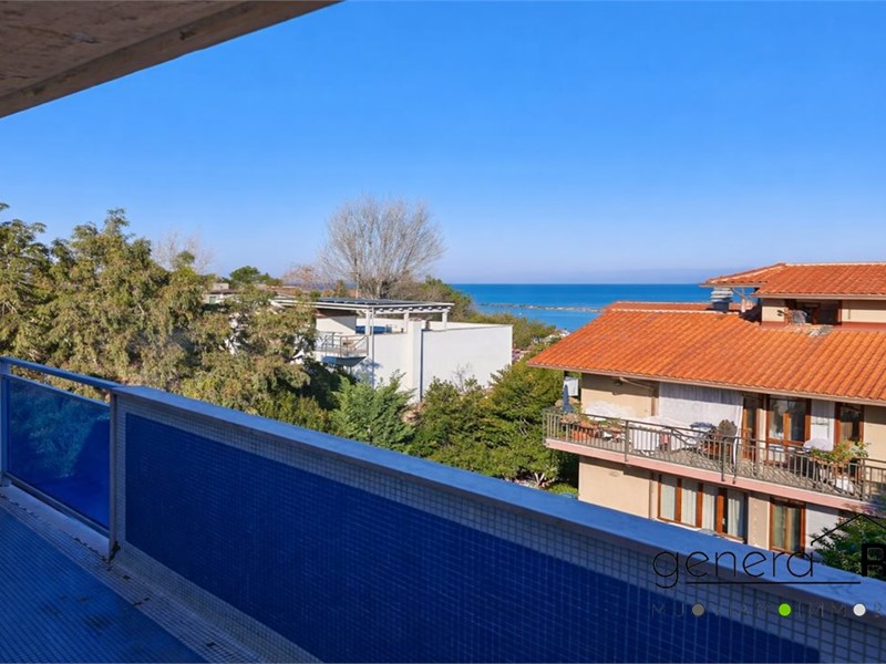 Trilocale in Vendita a Pescara, 310'000&euro;, 99 m²