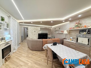 Quadrilocale in Vendita a Carini, 155'000&euro;, 120 m²