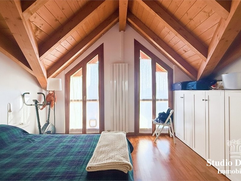 Trilocale in Vendita a Giussano, 178'000&euro;, 95 m²