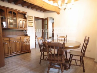 Appartamento in Affitto a Lucca, zona San Concordio Contrada, 1'000&euro;, 150 m², arredato