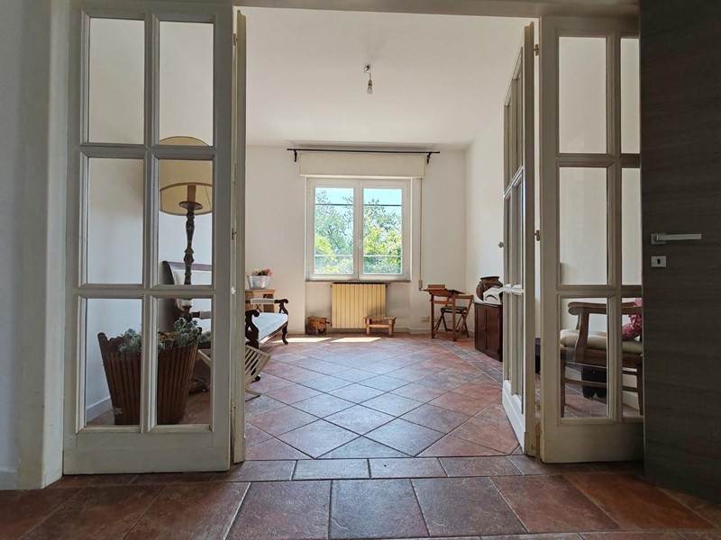 Quadrilocale in Vendita a Massa, 220'000&euro;, 85 m²