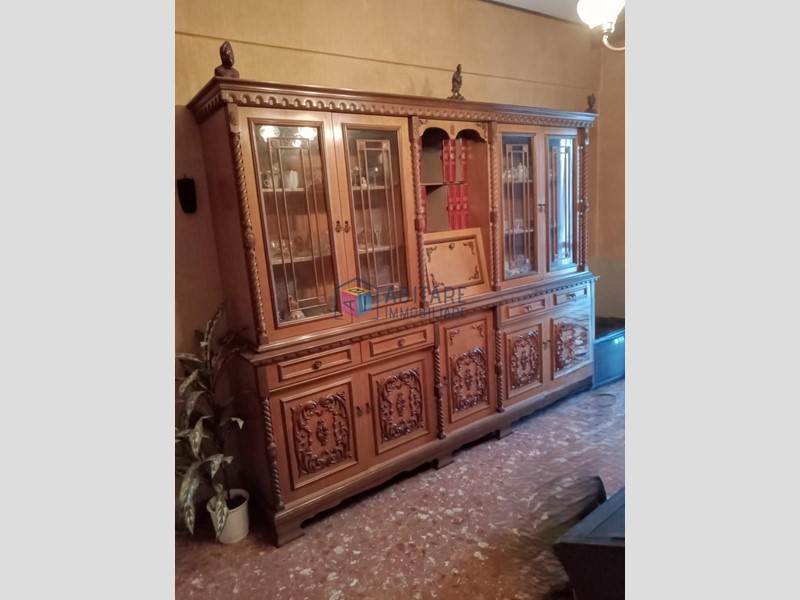 Bilocale in Vendita a Roma, 203'000&euro;, 67 m²