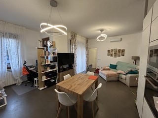 Quadrilocale in Vendita a Siena, 220'000&euro;, 73 m², arredato