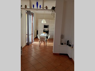 Appartamento in Vendita a Massa, zona Marina di Massa, 310'000&euro;, 105 m², arredato, con Box