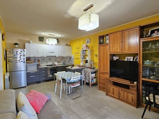 Quadrilocale in Vendita a Genova, 142'000&euro;, 58 m²