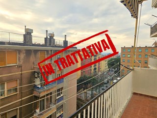 Appartamento in Vendita a Genova, 89'000&euro;, 78 m²