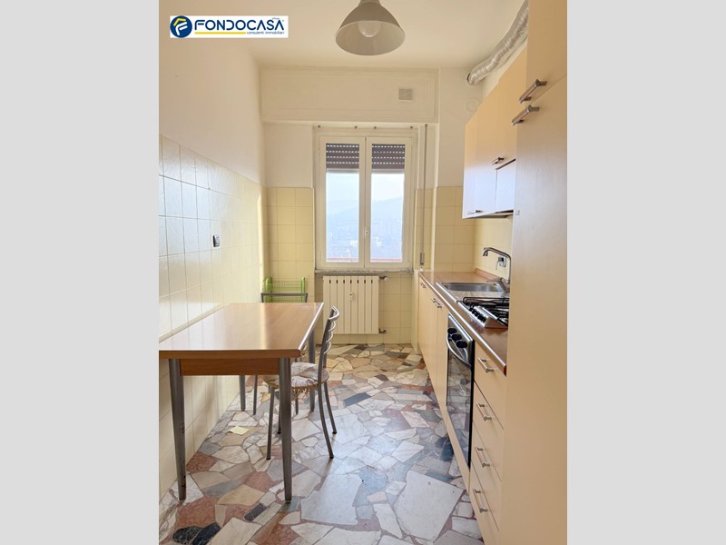 Trilocale in Vendita a Cairo Montenotte, 59'000&euro;, 67 m²