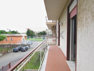 Appartamento in Vendita a Riposto, 85'000&euro;, 153 m²