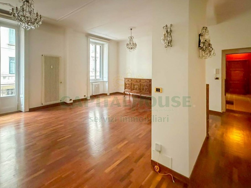 Appartamento in Affitto a Milano, 6'800&euro;, 200 m²