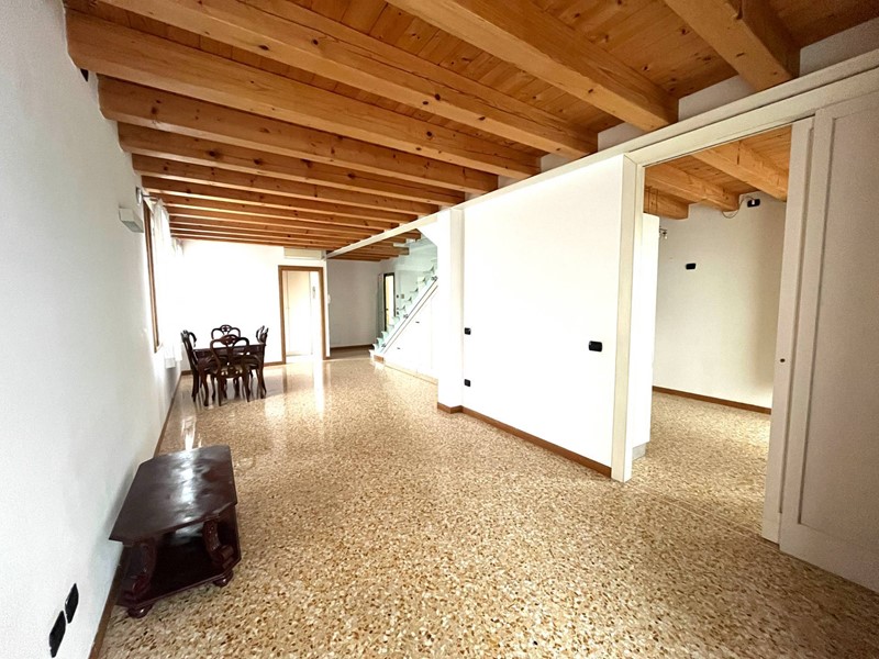 Appartamento in Vendita a Treviso, 319'000&euro;, 150 m²