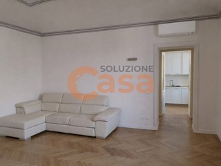 Trilocale in Affitto a Piacenza, 800&euro;, 107 m²