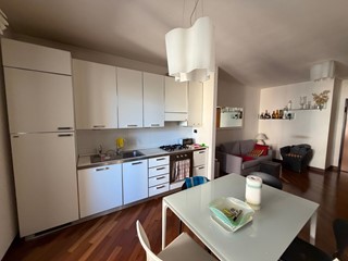 Trilocale in Affitto a Terni, 600&euro;, 70 m², arredato, con Box