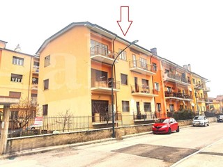 Appartamento in Vendita a Avezzano, 68'000&euro;, 100 m², arredato