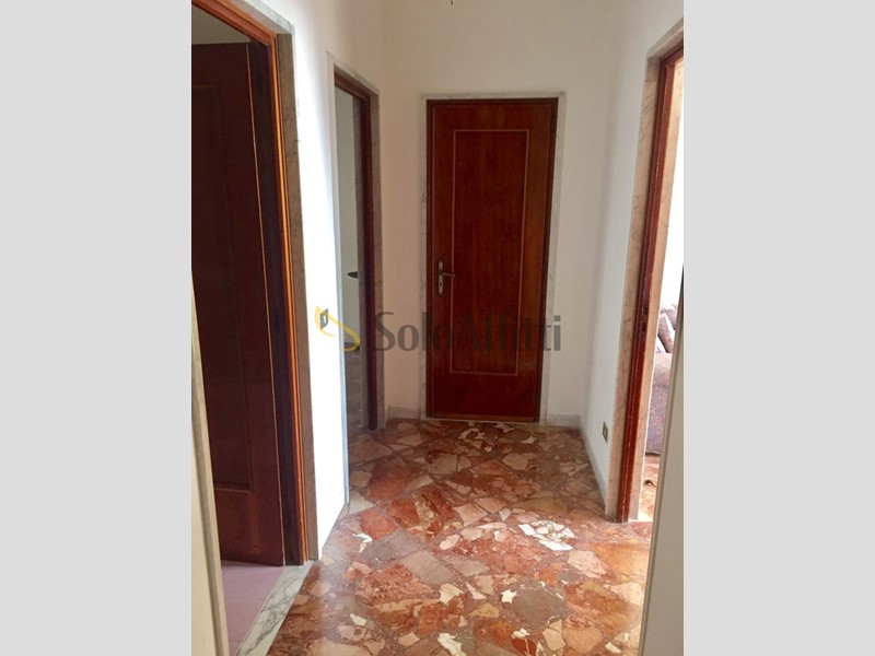 Bilocale in Affitto a Bari, zona Poggiofranco, 800&euro;, 65 m², arredato