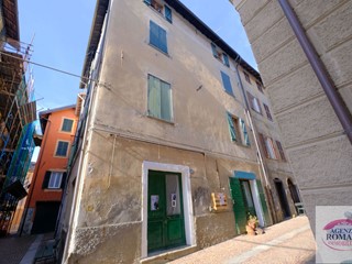 Appartamento in Vendita a Sassello, 55'000&euro;, 82 m²