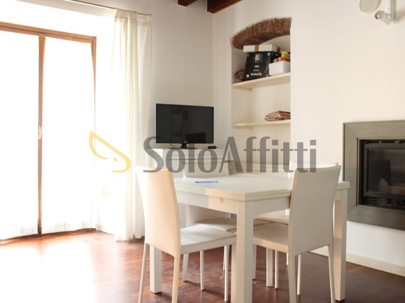 Bilocale in Affitto a Milano, zona Centro, 1'750&euro;, 59 m², arredato